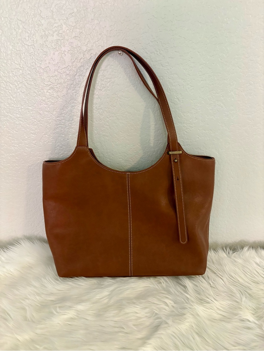 Everyday Tan Leather Tote with Adjustable Strap
